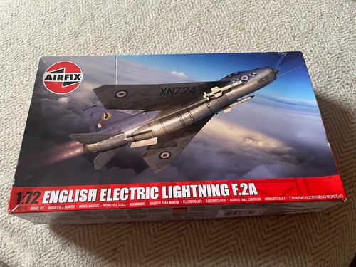 Airfix english electric - airfix,