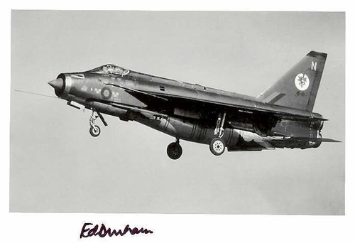 Raf signed photo sqn - raf,